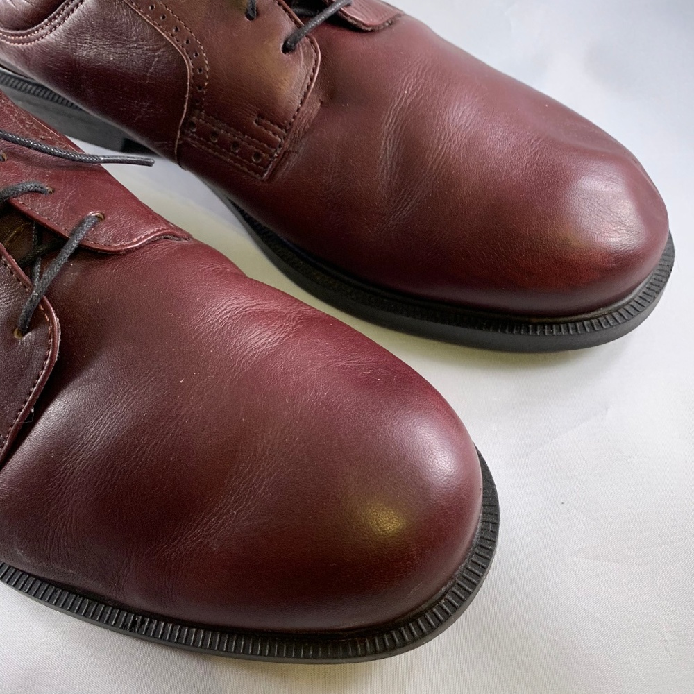FLORSHEIM — Noble Brown Leather Derby Dress Shoes - Picture 3 of 8
